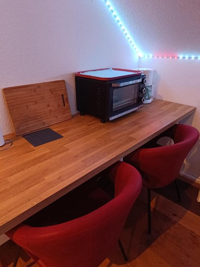 In Villa 56 Qm Apartment, 24 H Check-In,Free Parking Hannover Bagian luar foto