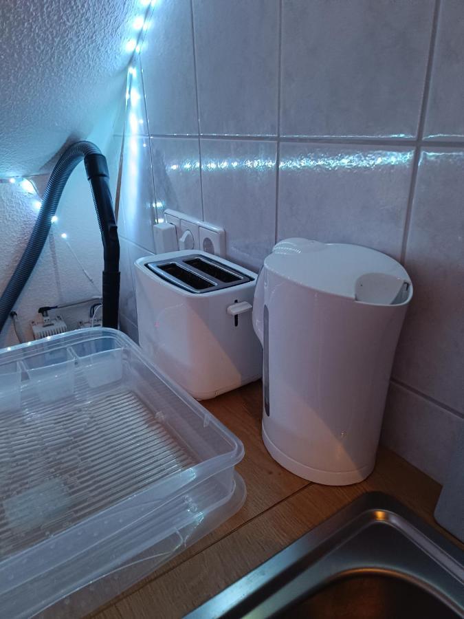 In Villa 56 Qm Apartment, 24 H Check-In,Free Parking Hannover Bagian luar foto